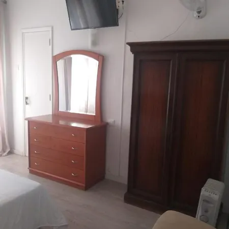 Residencial Miradoiro בית אירוח פורטימאו